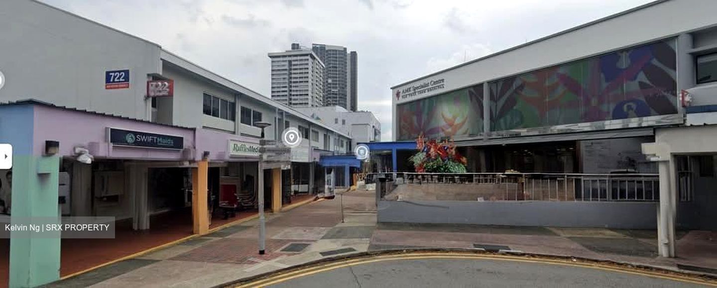 Ang Mo Kio Avenue 8 (D20), Shop House #576610571